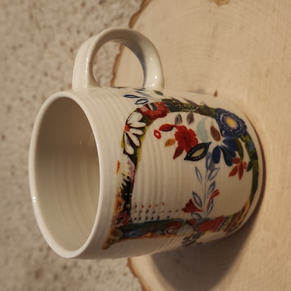 Starla Halfmann Initial "D" Floral Design Mug